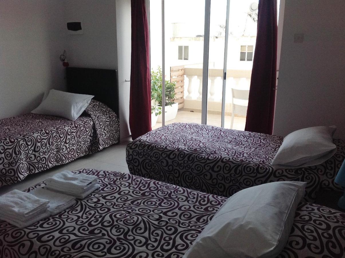 8Villa Saint Julian's Ngoại thất bức ảnh